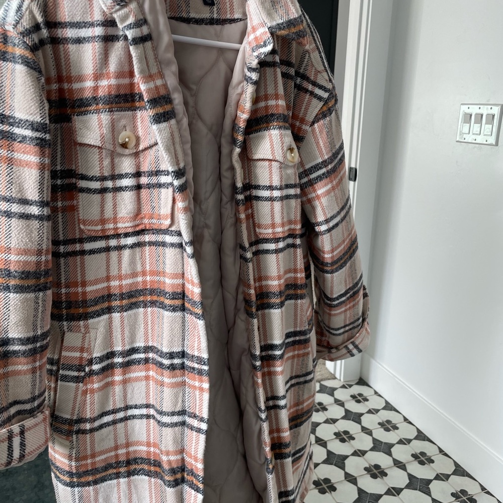 Shacket - Picture 2 of 4
